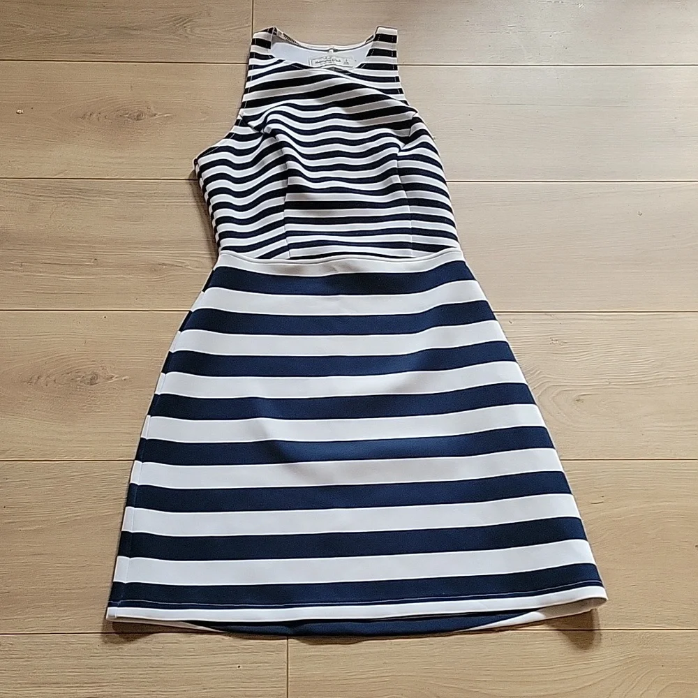 Abercrombie & Fitch Navy and White Striped Midi Dress - Picture 1 of 5
